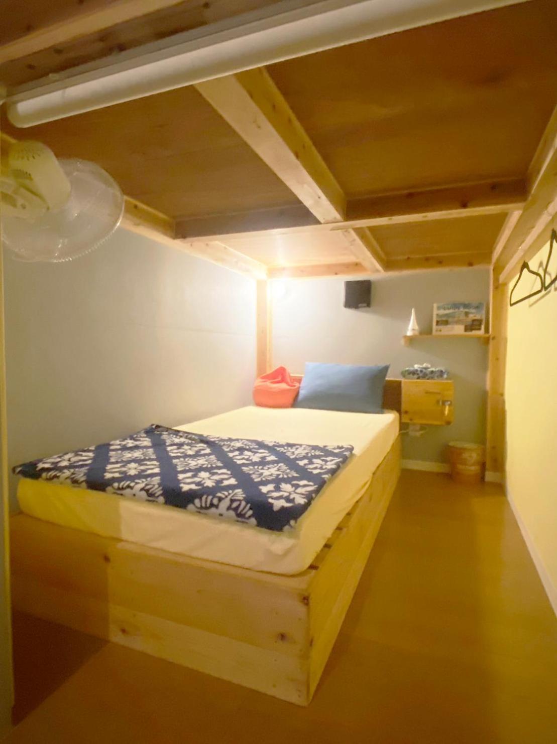 みーまん奄美 Hostel Amami Εξωτερικό φωτογραφία